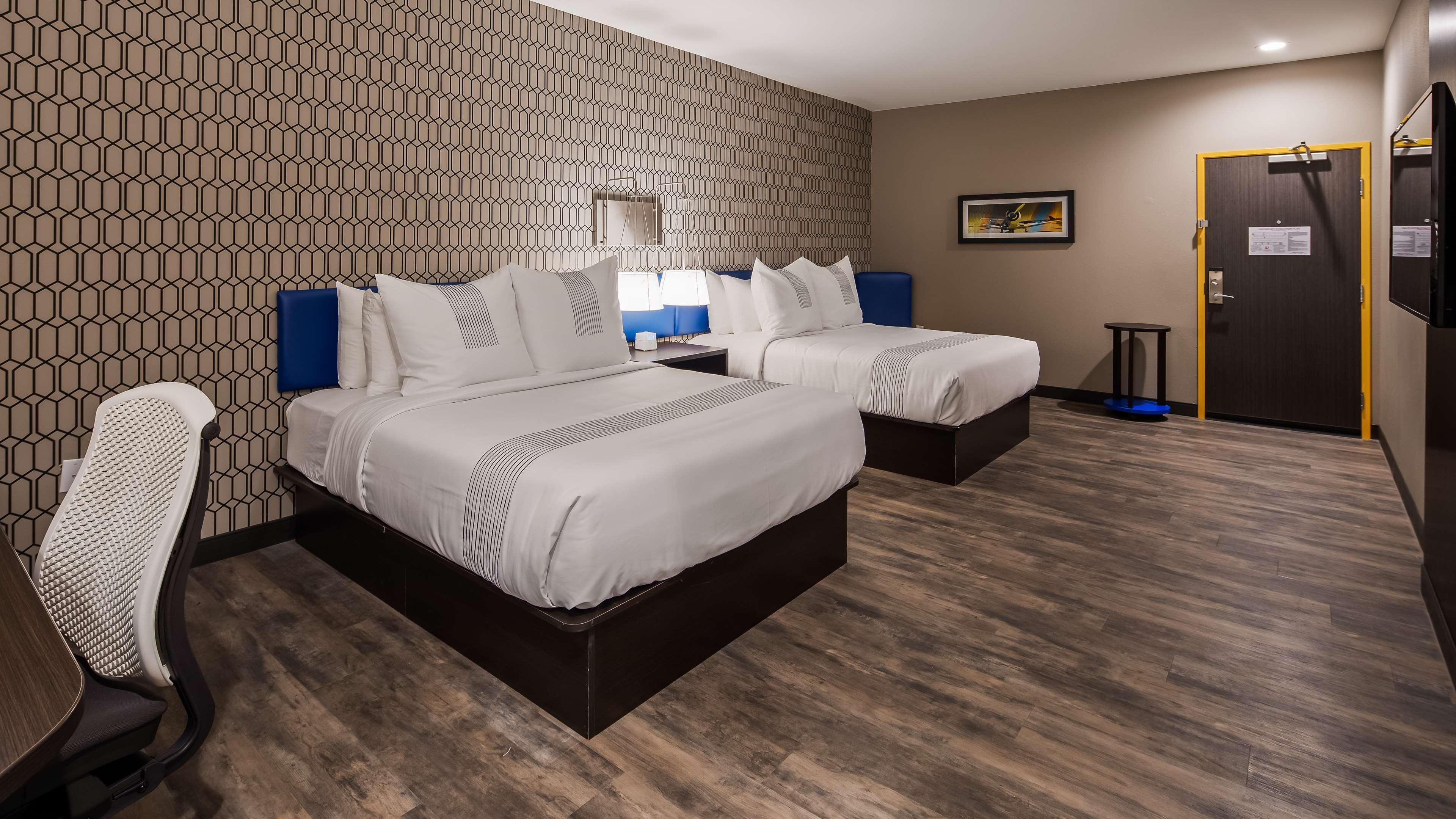 Glo Best Western Tulsa-Catoosa East Route 66 Exteriör bild